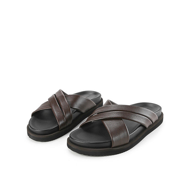 Felim Joni Cross in Leather