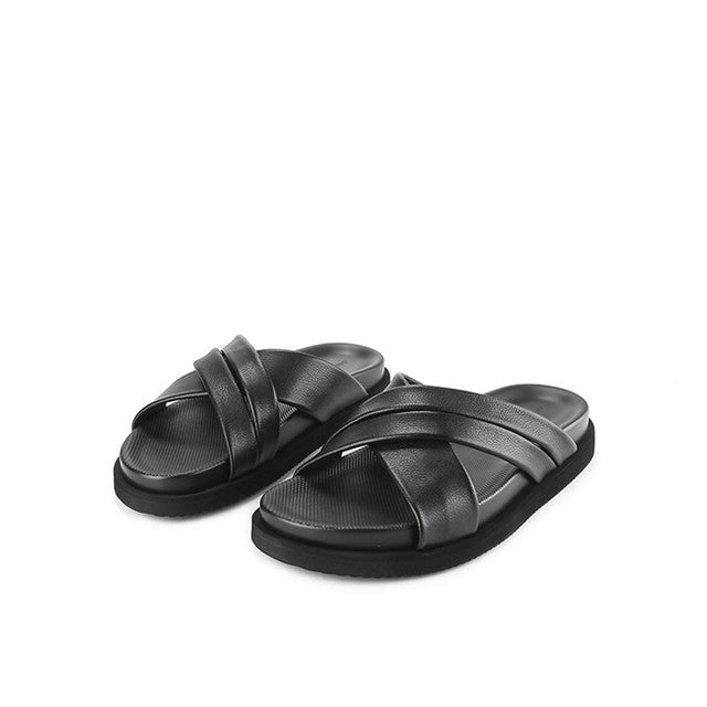 Felim Joni Cross in Leather