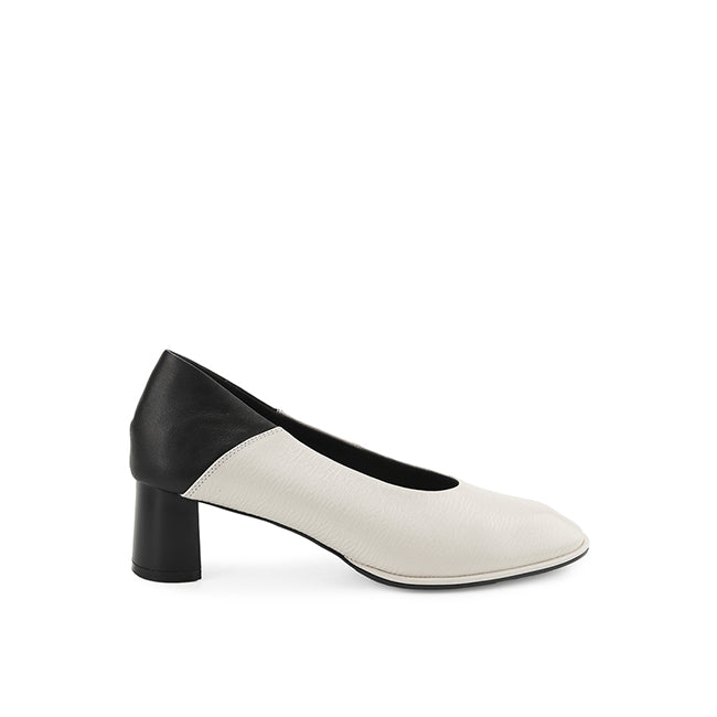 Beris Ginna In Off White