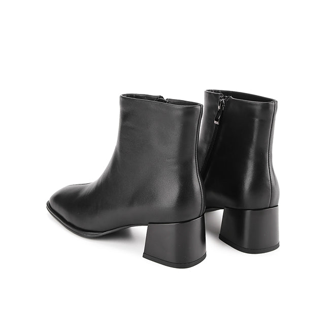 Obermain Sepatu Wanita Boots Carlota Wynn In Black