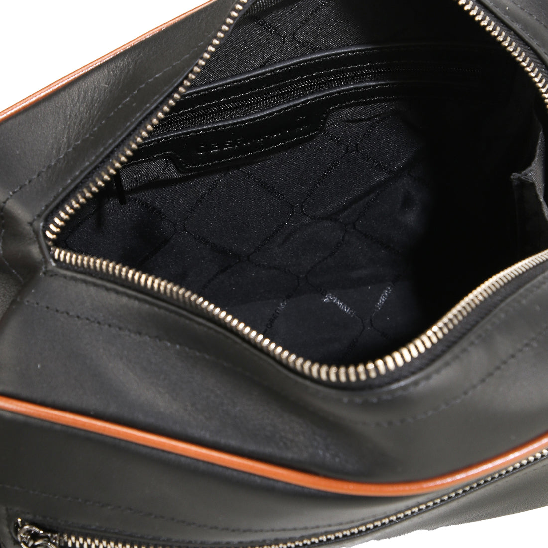 Lay Crossbody Bag-L In Black