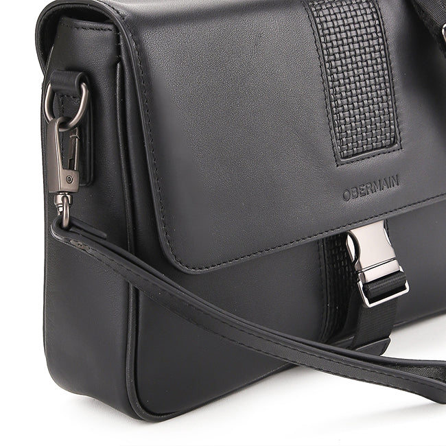 Larry Clutch-L In Black