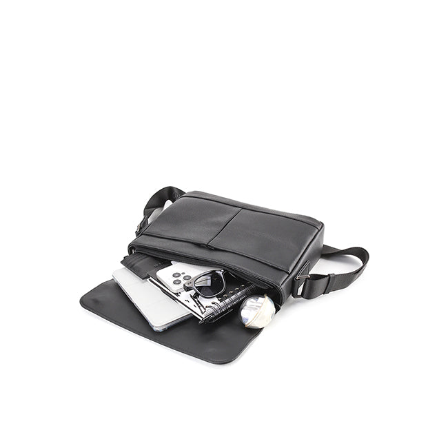 Dylan Messenger Bag-L In Black