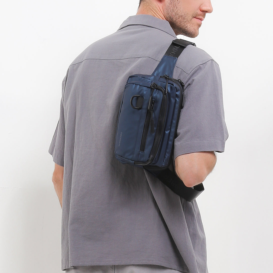 Tob 6 Waist Bag In Navy