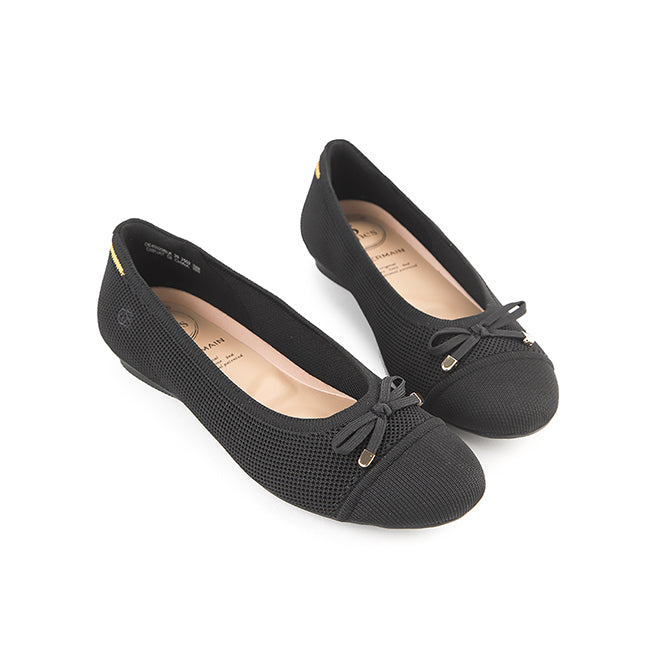 Harper Marie In Black