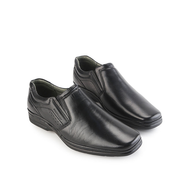 Amos Kenji Slip On in Sheep Leather