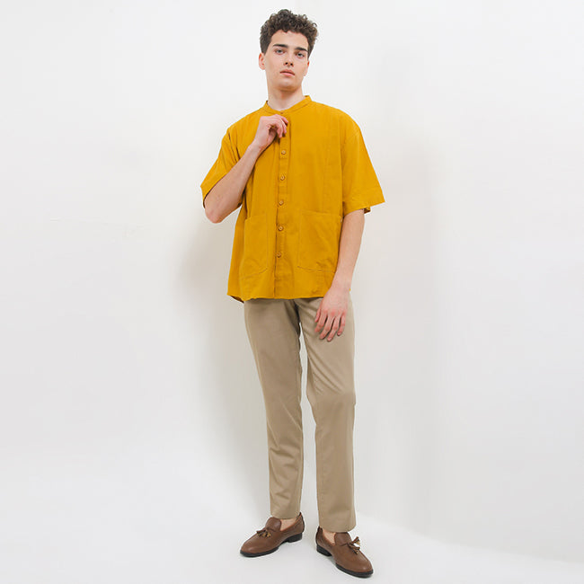 Elliot In Mustard