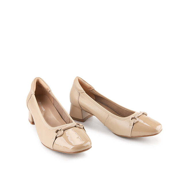 Bethany Davis In Almond