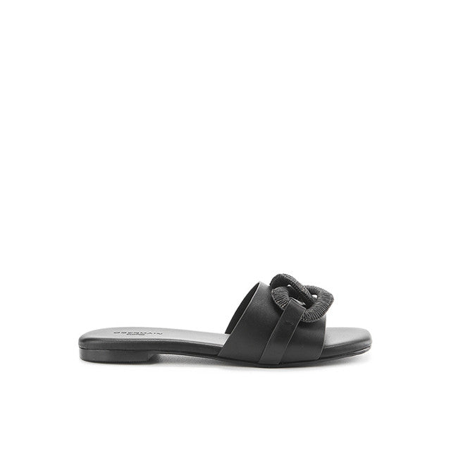 Narda Berlinda In Black