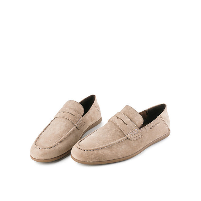 Cade Garvan Loafer in Tumbled Nubuck