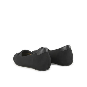 Harper Darcy In Black