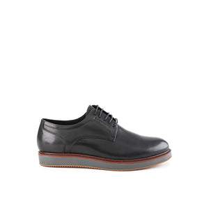 Benjamin Harlin In Grey