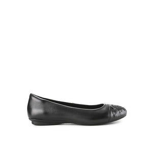 Jorin Genilia In Black