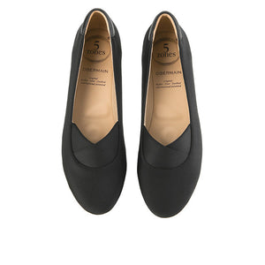 Harper Darcy In Black
