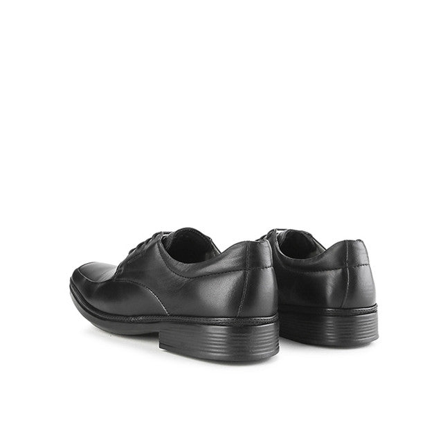 Aubrey Derry In Black