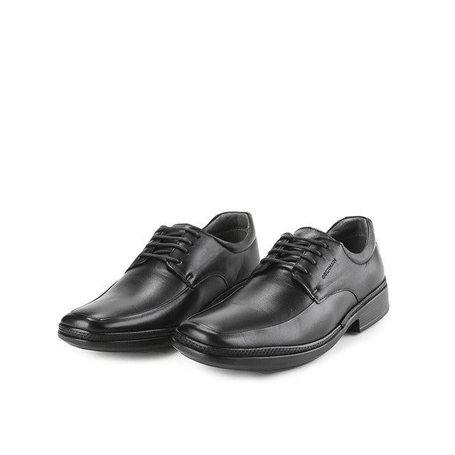Aubrey Derry In Black