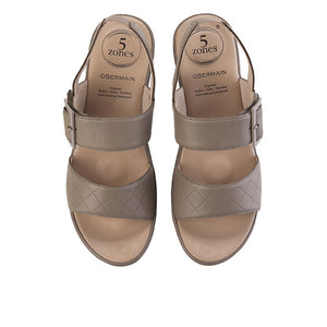 Margi Gabrina  In Taupe