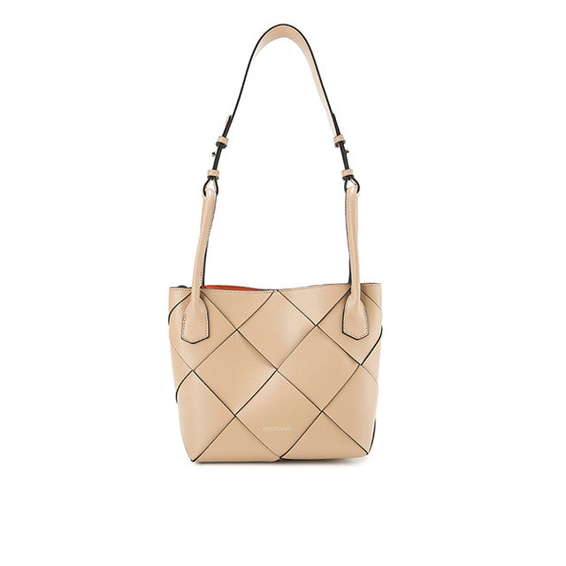 Charlotte Bucket Bag In Tan