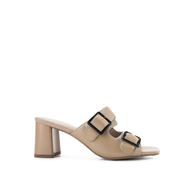 Marisa Ginna In Taupe