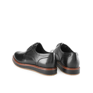 Benjamin Harlin In Black
