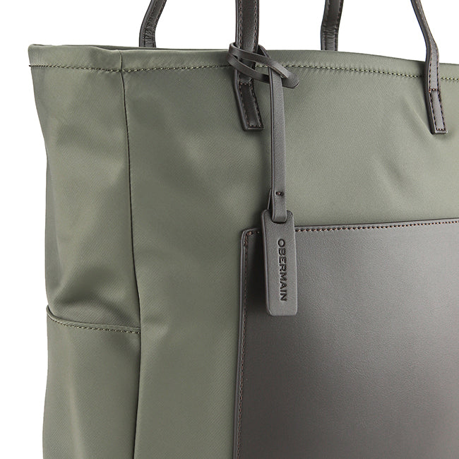 Foara Shoulder Bag In Olive