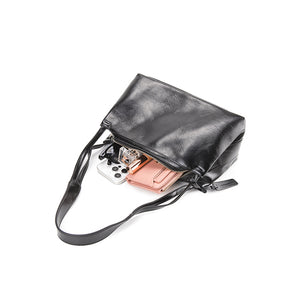 Ferron Shoulder Bag (M) In Black