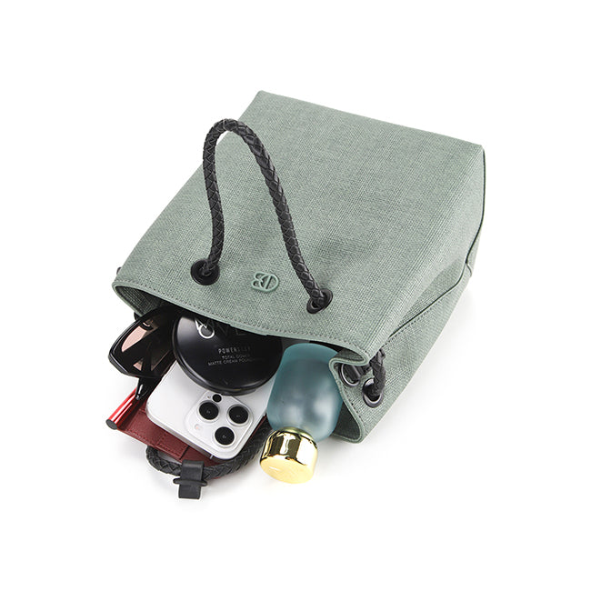 Carmia Bucket Bag In Green