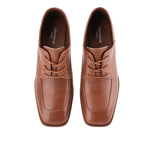 Carlota Wyna In Brown