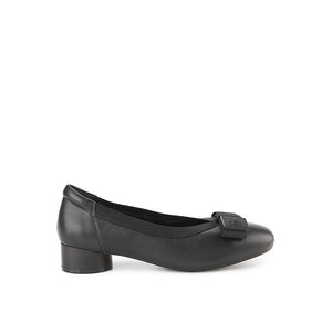 Della Joline In Black