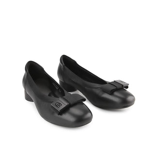 Della Joline In Black