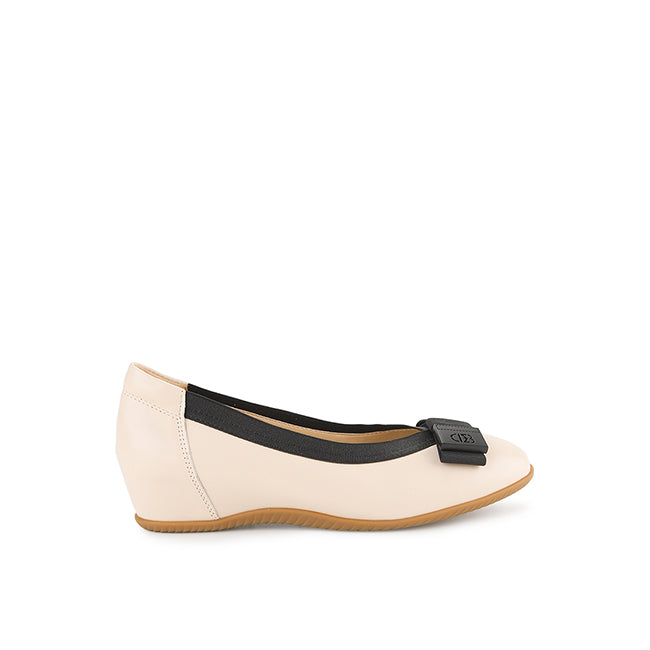 Obermain Wanita Flats Dellia Joline