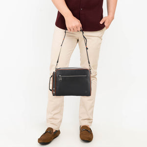 Lay Crossbody Bag-L In Black