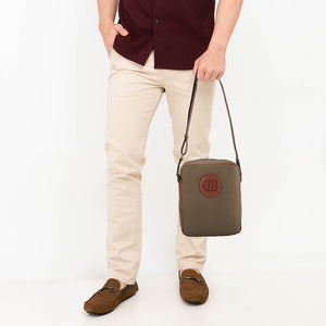 Jasper Sling Bag-L In Taupe