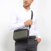 Kelton Clutch-L In Black