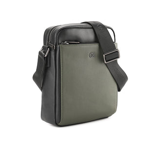 Kelton Sling Bag-L In Black