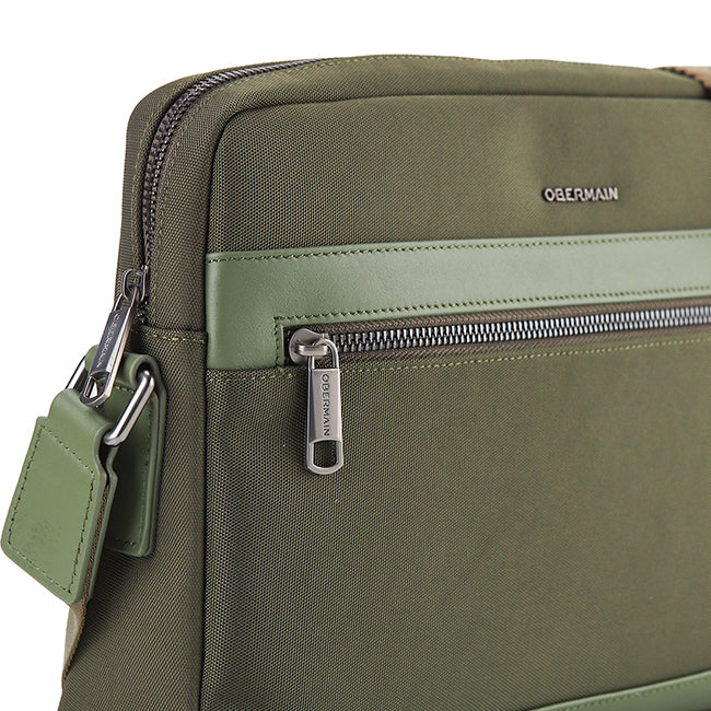 Darian Messenger Bag In Olive