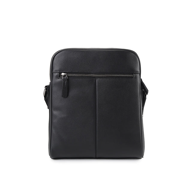 Fortune Sling Bag-L In Black