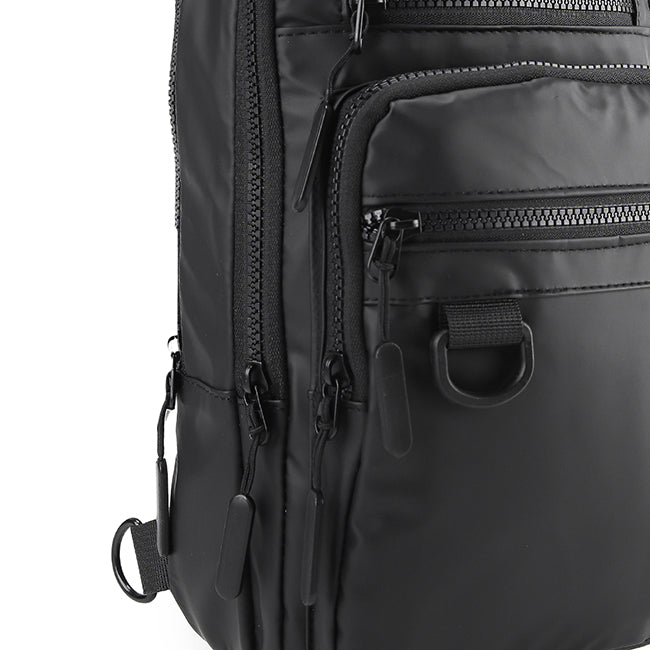 Tyce 2 Chest Bag In Black