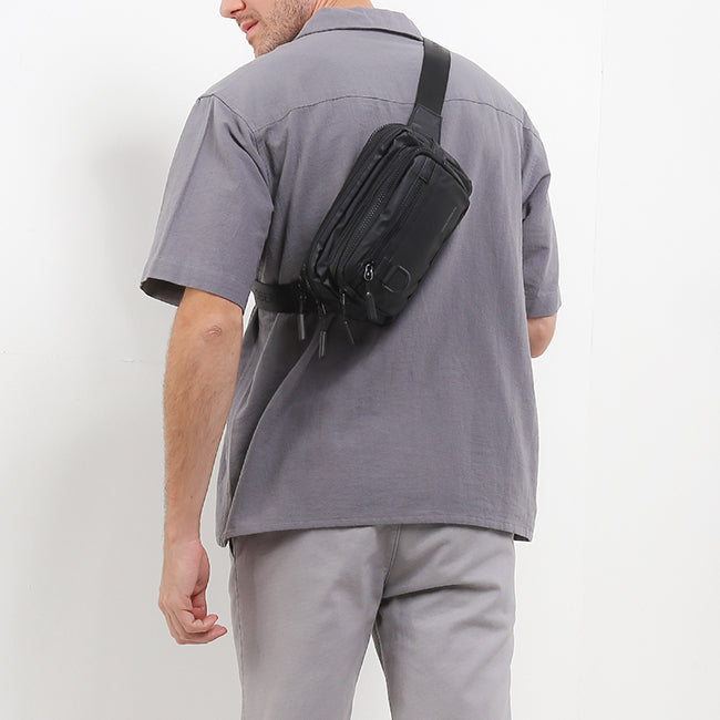 Tob 5 Waist Bag In Black