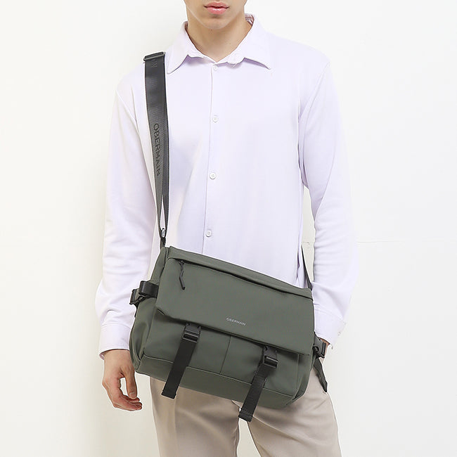 Obermain Men Kyler 2 Messenger Bag In Olive
