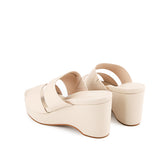 Millie Elanor In Beige