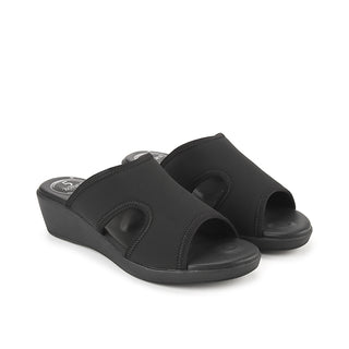 Macha Karla In Black