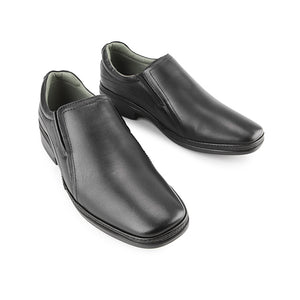 Alano Santos In Black