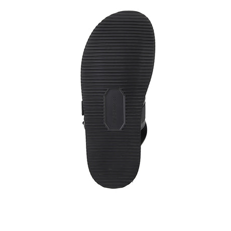 Fredy Simon In Black