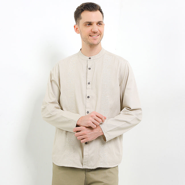 Evan In Beige