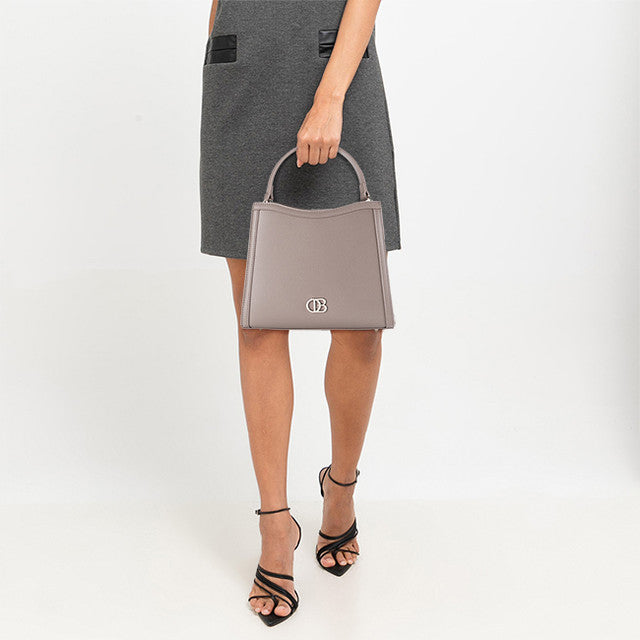Obermain Bags Wanita Chloe Top Handle In Taupe