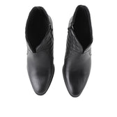Anne Morna In Black