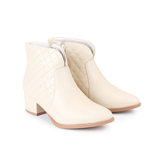Anne Morna In Cream