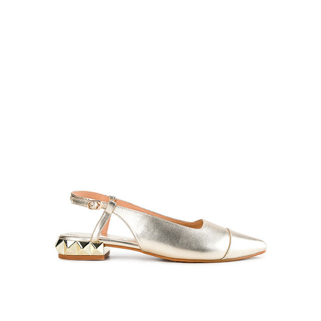 Grace Davin In Gold