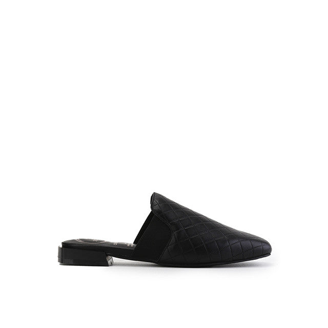 Jorie Gabrina In Black